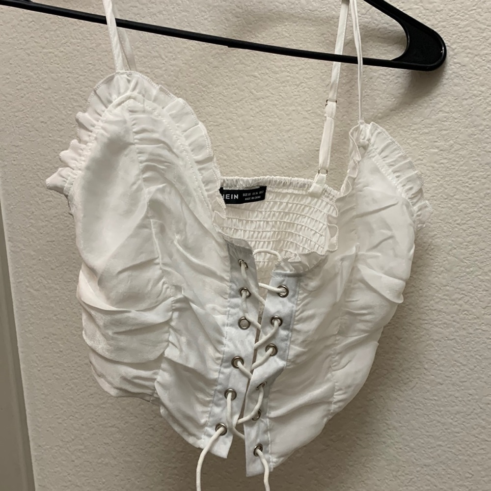 SHEIN Lace Up Crop Top